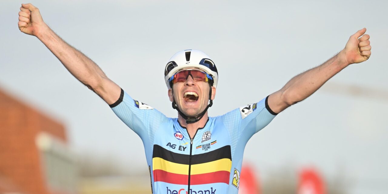 EK veldrijden 2025: Toon Aerts troeft Thibau Nys af na bloedstollende strijd in Middelkerke