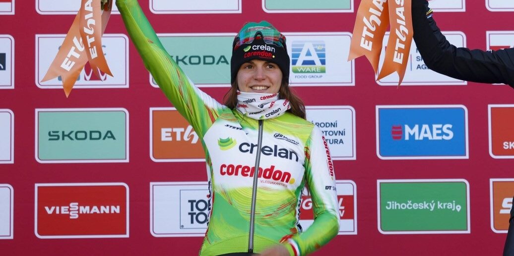 Sara Casasola voor het eerst op Wereldbeker-podium ondanks ziekte