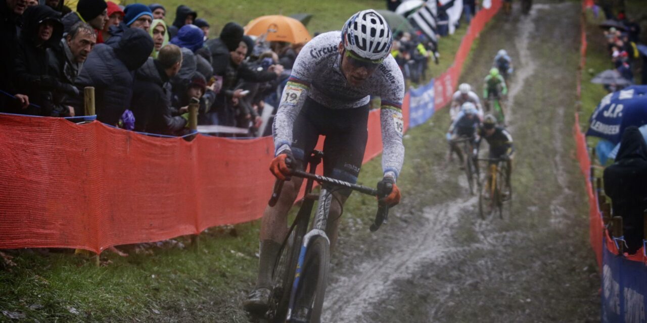 Voorbeschouwing: Wereldbeker Namen 2025 - De terugkeer van Mathieu van der Poel in de cross