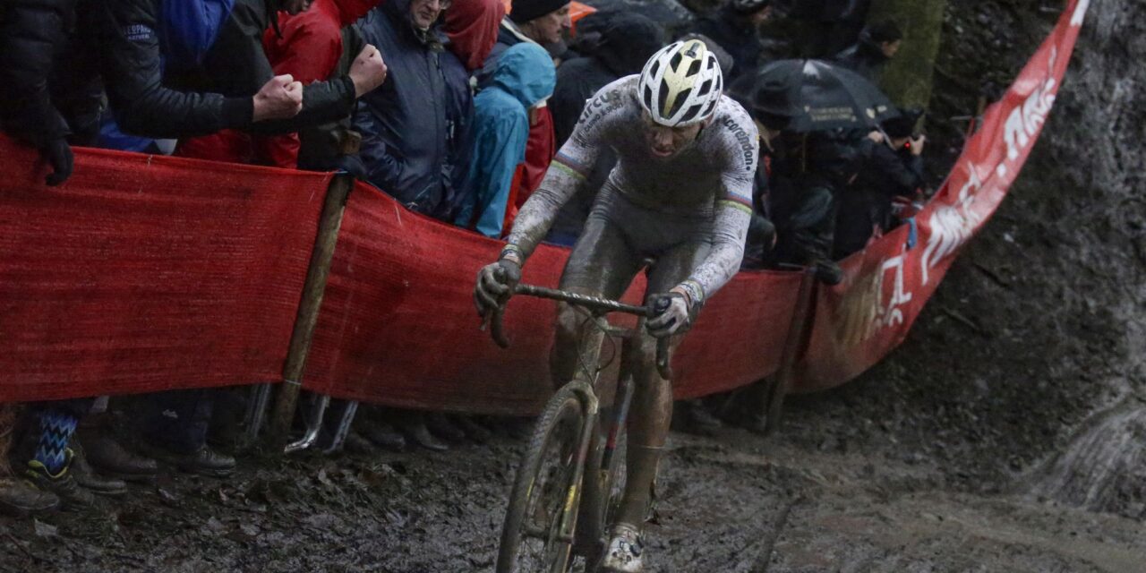 Mathieu van der Poel in Namen staat garant voor crossspektakel