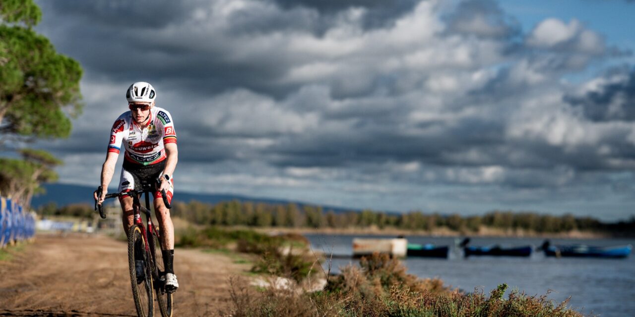 Michael Vanthourenhout is na zege op Sardinië dipje te boven