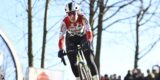Lucinda Brands bijzondere reis naar de top: “Ik viel ongeveer 100 keer per cross”