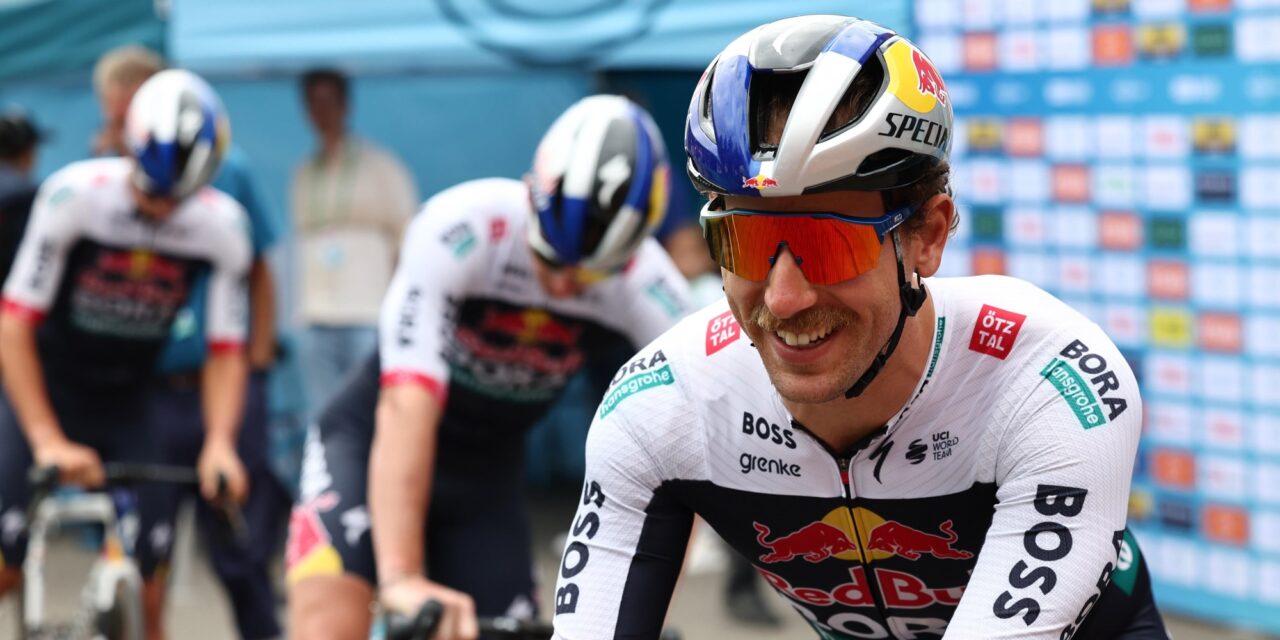 Sam Welsford is mee op trainingskamp van INEOS Grenadiers