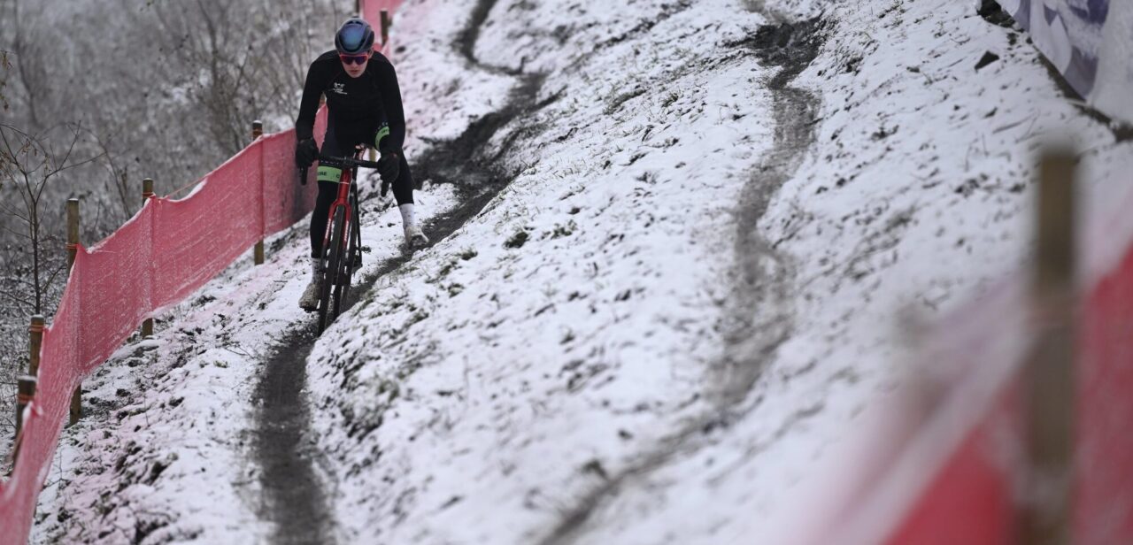 Organisatie BK veldrijden doet kleine aanpassingen aan parcours door winters weer