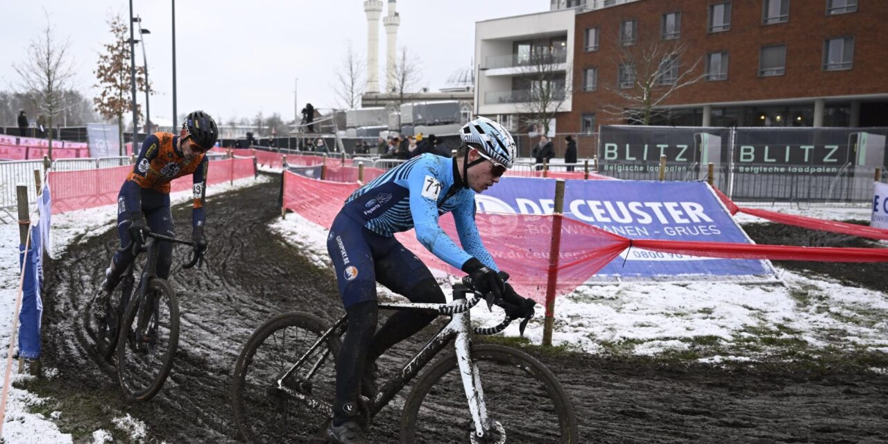Liese Geuens en Jari Van Lee kronen zich tot Belgisch kampioen veldrijden bij de junioren