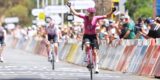 Noemi Rüegg verslaat drietal van UAE Team ADQ in slotrit en wint opnieuw de Tour Down Under