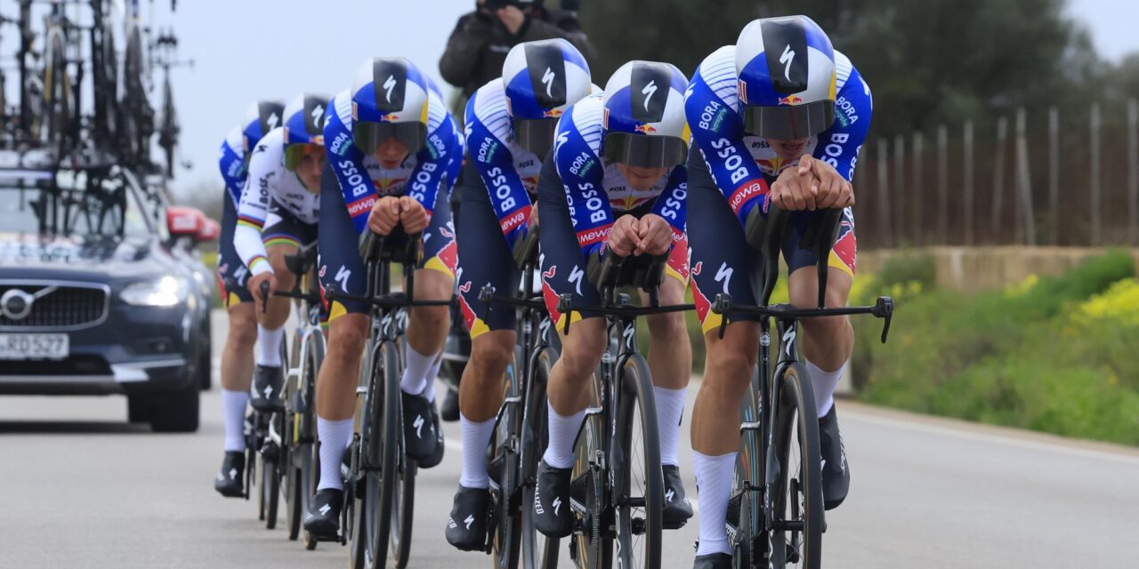 Remco Evenepoel debuteert bij Red Bull-BORA-hansgrohe met zege in ploegentijdrit op Mallorca