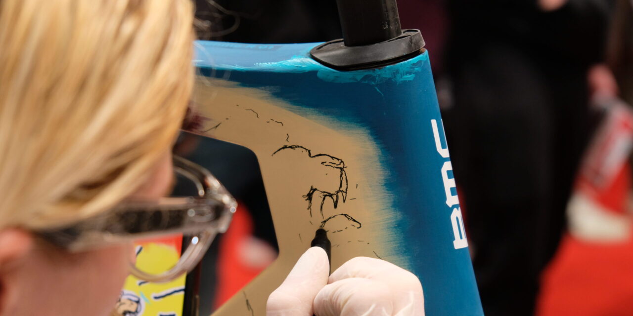 WK-fietsen, gravelracers en kunstwerken: dit waren de mooiste fietsen op Velofollies 2026