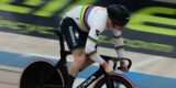 Harrie Lavreysen speelt op verrassing in EK-finale Keirin, maar stuit weer op Matthew Richardson