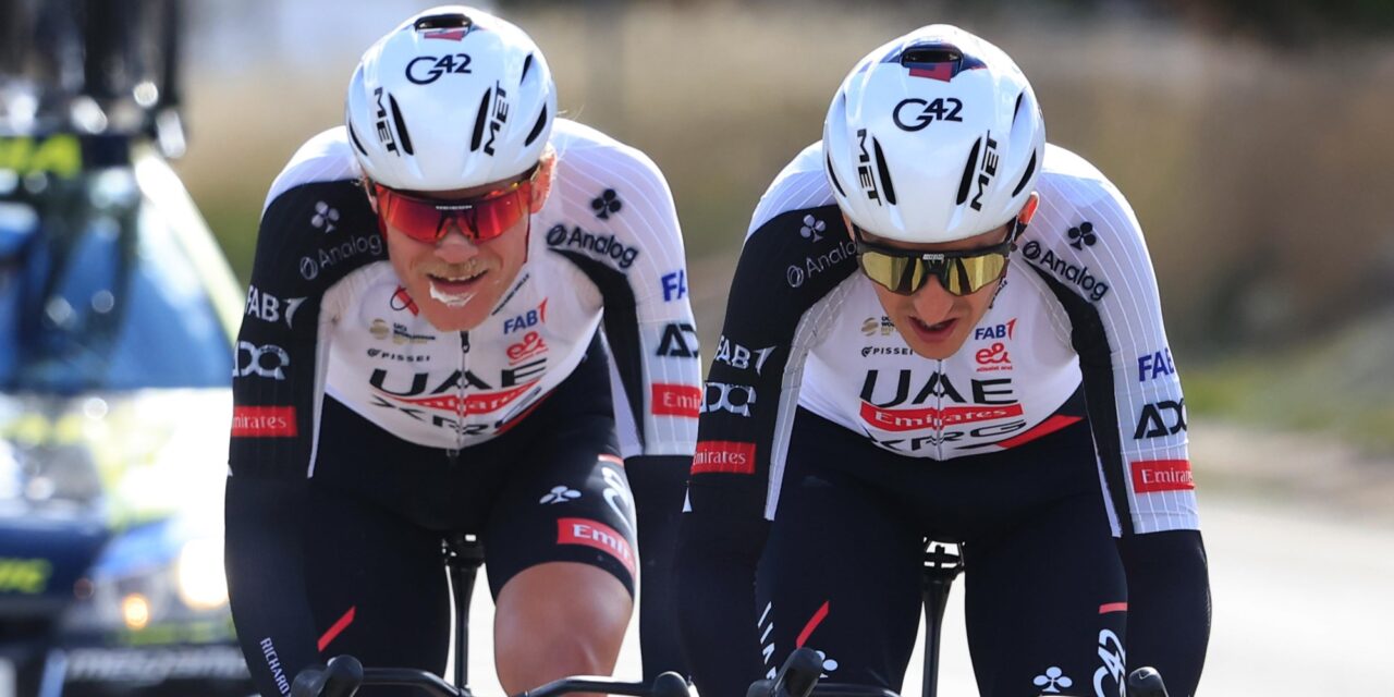 Marc Soler en Julius Johansen rijden peloton naar huis in Vuelta a Murcia, Tom Pidcock derde