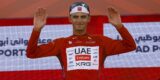Bekijk hier de indrukwekkende massasprint-zege van Isaac Del Toro in de UAE Tour 2026