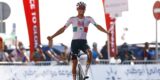 Isaac Del Toro slaat dubbelslag in UAE Tour op Jebel Hafeet, Evenepoel lost opnieuw vroeg
