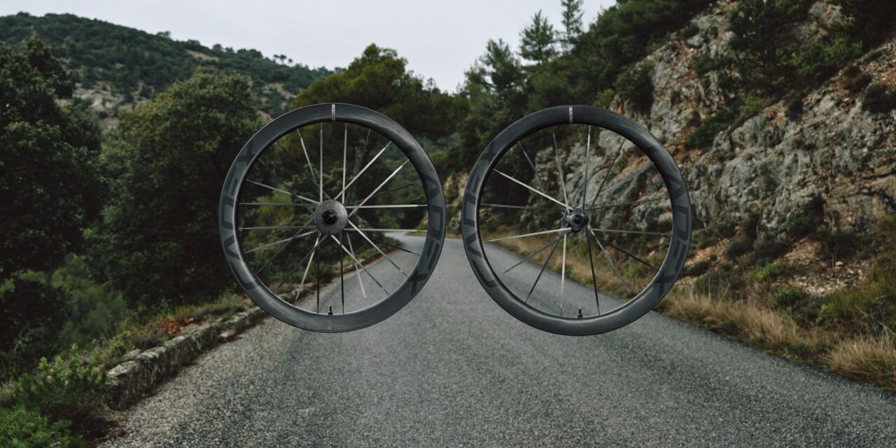 Cadex introduceert nieuwe wielset met bijpassende aero banden
