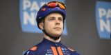 Peloton in Parijs-Nice gaat verder zonder Casper van Uden