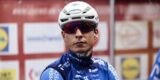 Jasper Philipsen staat nog altijd droog: Maar er is niks aan de hand