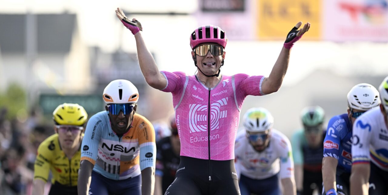 Luke Lamperti boekt eerste WorldTour-zege in Parijs-Nice na lead-out Marijn van den Berg