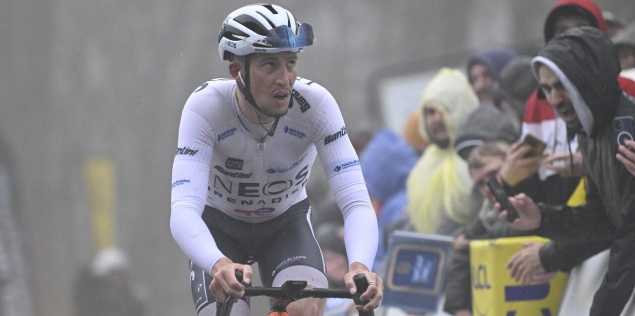 Kévin Vauquelin woest op Soudal-renner die hem beuk gaf: “Daardoor belandde ik in de achterhoede”