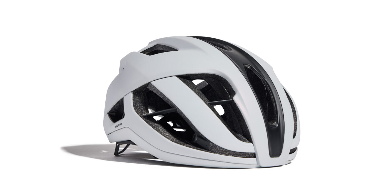 Giant en Liv presenteren nieuwe high-performance racehelmen
