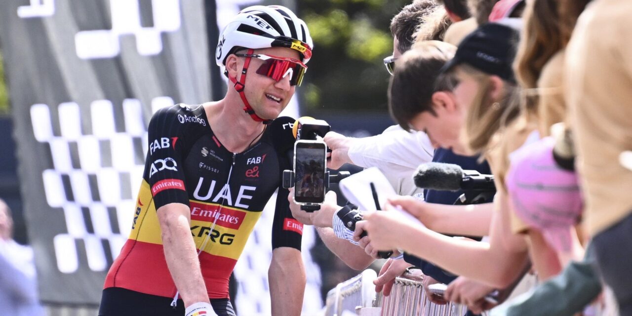 Tim Wellens blij om terug te zijn in koers: Hoe goed ik ben, vraag ik mezelf ook af