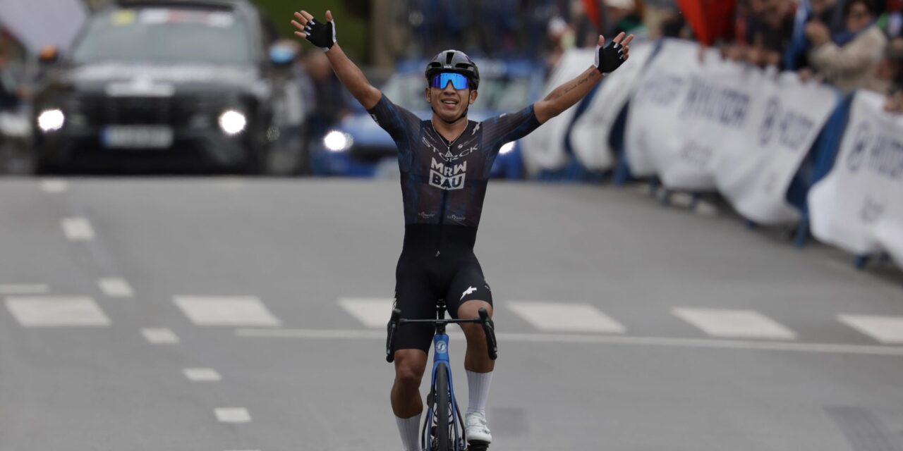 Mexicaan Edgar David Cadena soleert naar ritzege in Vuelta Asturias