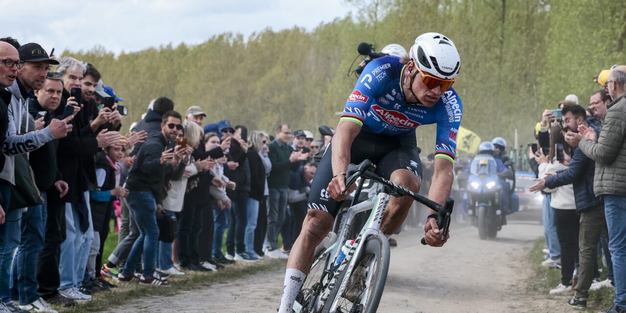 Voor het eerst sinds 1988 drie Nederlanders in top-10 van een monument