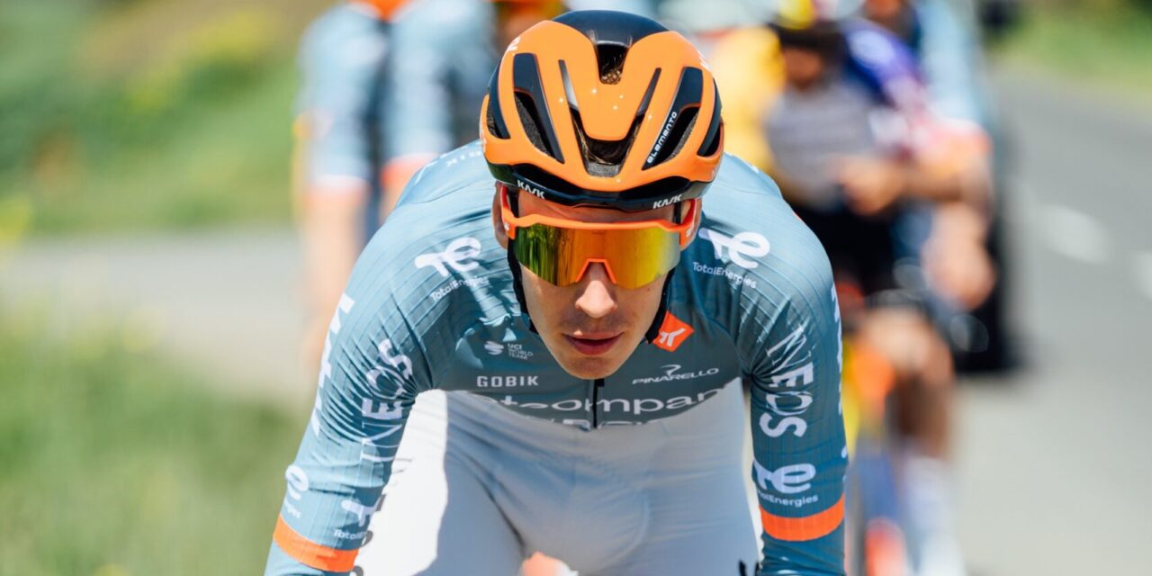 Erik Breukink ziet Thymen Arensman podium Giro halen: “Alleen Vingegaard en Pellizzari meer kans”