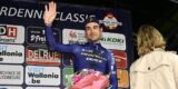 Giro 2026: Matteo Moschetti moet als eerste opgeven door val in openingsrit