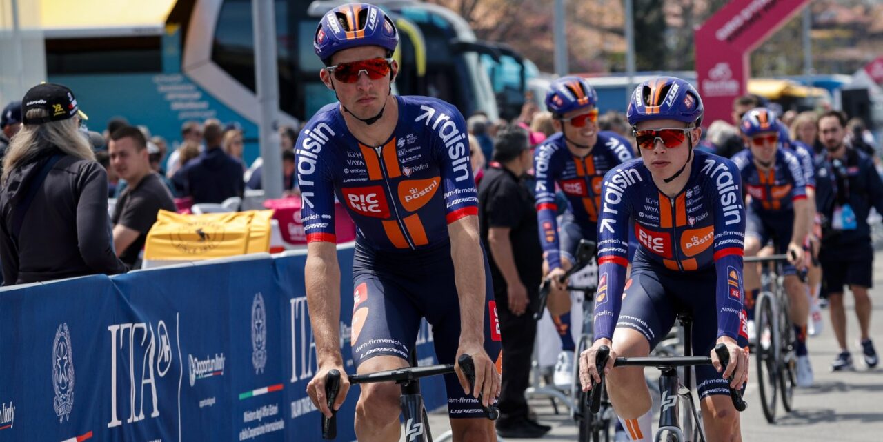 Giro 2026: Picnic PostNL Raisin nog meer gehavend met polsblessure Timo de Jong