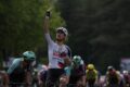 Benoît Cosnefroy scoort een loepzuivere hattrick in de GP du Morbihan 2026