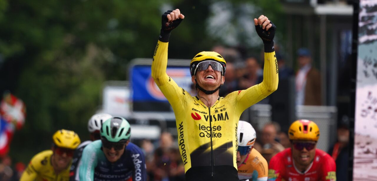 Filippo Fiorelli bezorgt Visma | Lease a Bike de zege in Tro Bro Léon