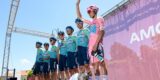 “Hij was bijna beschaamd”: Giro-leider Guillermo Silva door de ogen van kamergenoot Arjen Livyns