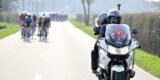 Renners klagen over invloed motoren op koers, maar Flanders Classics werkt aan oplossing