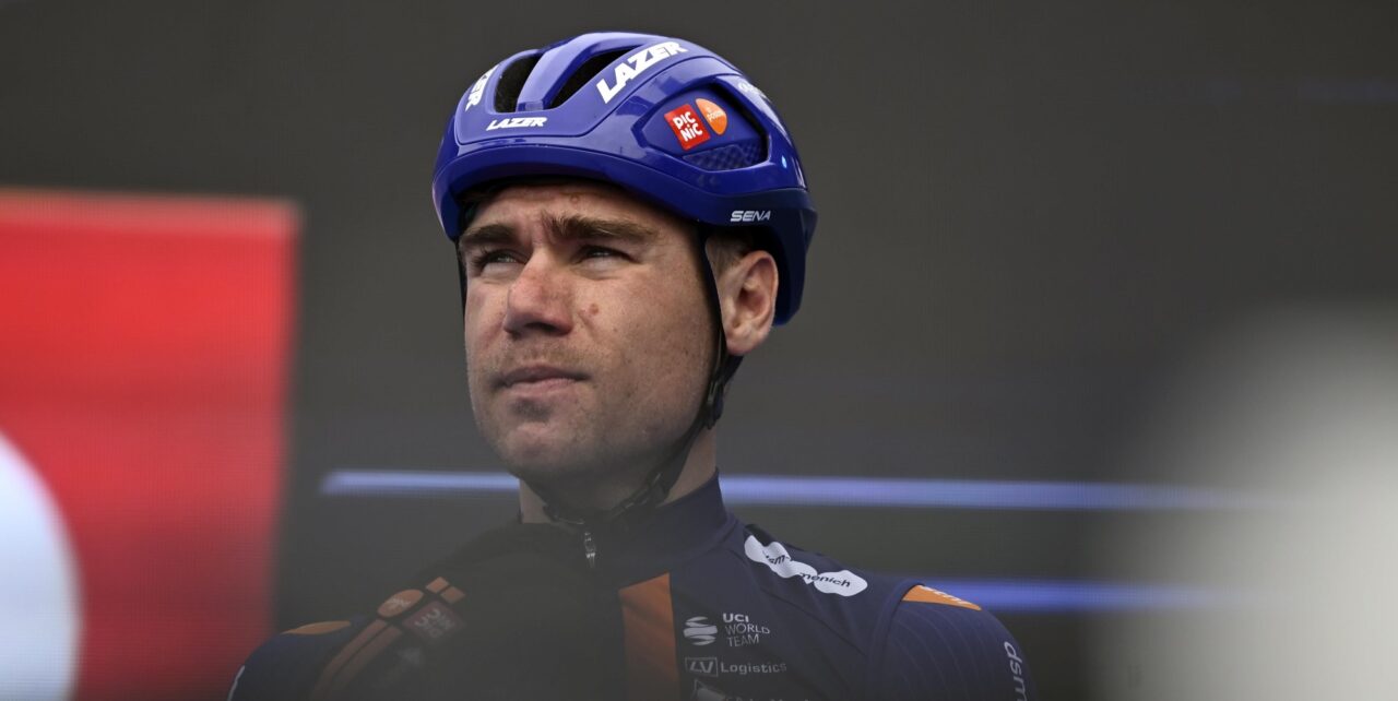 Tom Dumoulin keihard voor Fabio Jakobsen: Totaal geen profwaardig niveau momenteel
