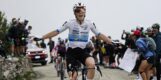 Giro Women 2026: Vollering wint op Finestre ingekorte koninginnenrit, Van der Breggen blijft stevig in het roze