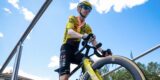 Ziekte slaat toe bij Visma | Lease a Bike: twee opgaves in Tour Auvergne, slechts drie helpers over voor Jorgenson