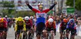 Lorena Wiebes revancheert zich in Copenhagen Sprint, podium volledig Nederlands