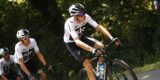 Nog altijd ploegloze Chris Froome gaat bijzondere uitdaging aan op... waterfiets