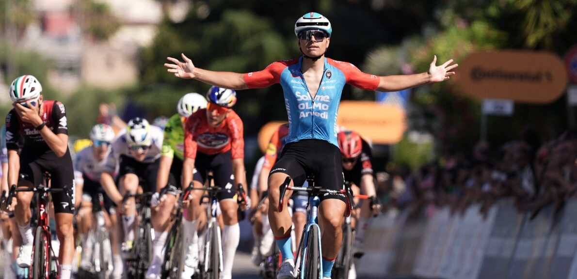 Matteo Fiorin sprint na attractieve etappe naar zege in Giro Next Gen