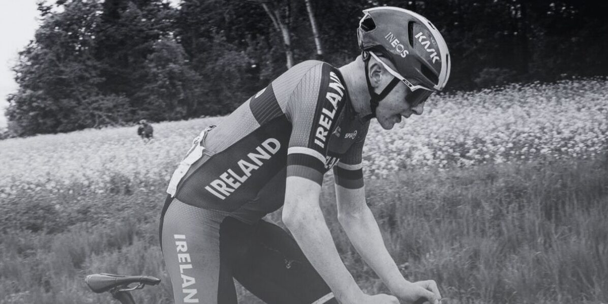 Peloton rouwt om overlijden Shane O’Brien (16) tijdens training, broer Liam stapt uit Giro Next Gen