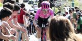 Wout Poels speelt bijrol na kopwerk Rockets, eerste profzege Markel Beloki in Tour de l’Ain