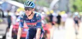 Tim Merlier moest vier keer remmen in de sprint: “Dan is het een loterij”