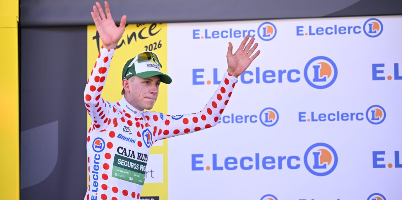 Alex Molenaar wil bolletjestrui verdedigen: “Hoop dat ze mijn fiets, broek en helm in bollen doen”