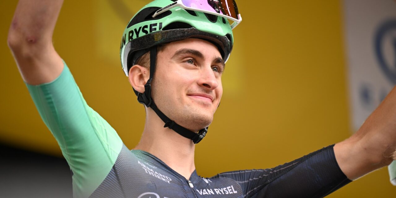 Supertalent en debutant Paul Seixas doet bijna alles perfect in Tour de France 2026