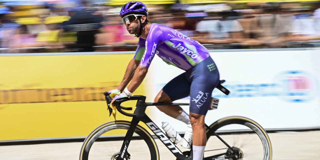 Michael Matthews geniet van ritwinst Jayco AlUla: We leven voor etappes als deze