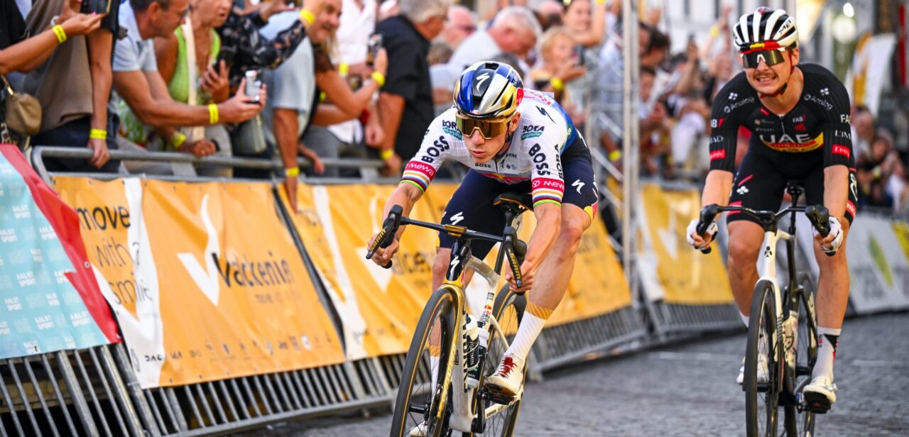 Richard Carapaz zegeviert in na-Tourcriterium Boxmeer, Remco Evenepoel wint in Aalst