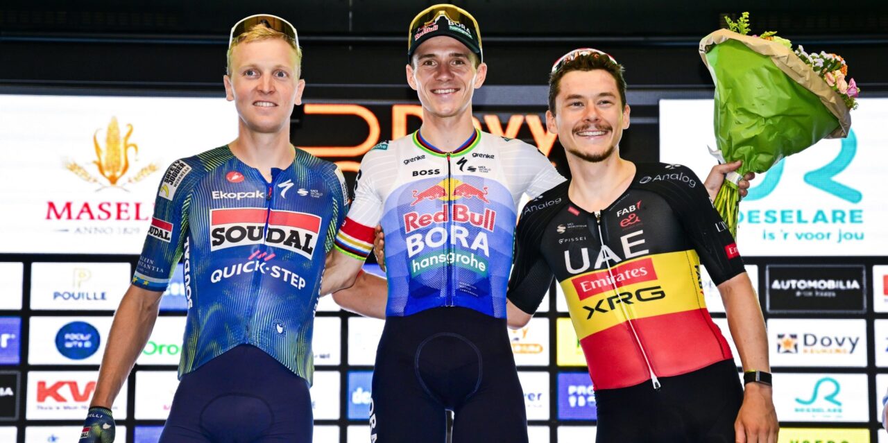 Remco Evenepoel en Richard Carapaz doen criterium-kunstje over in Roeselare en Surhuisterveen