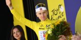 Pogacar slaat dubbelslag in Tour: Halverwege etappe besloten voor de zege te gaan