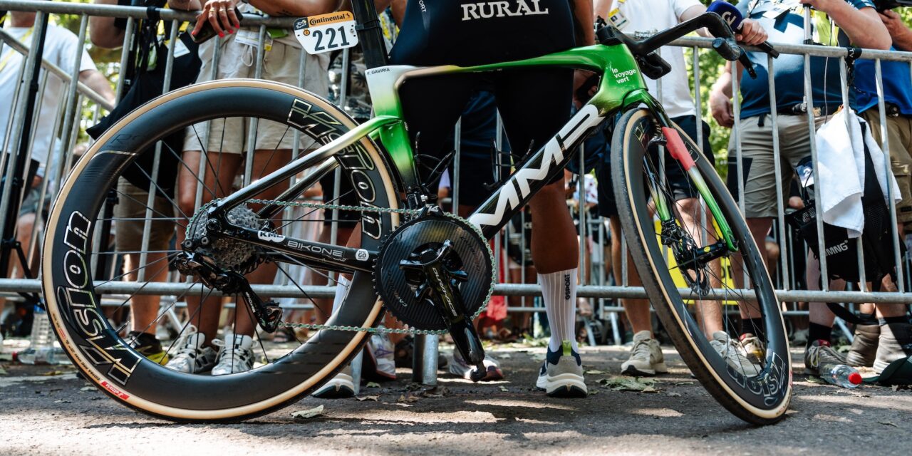 Op bezoek bij KMC: De ketting is een onderdeel waarmee mensen hun fiets personaliseren