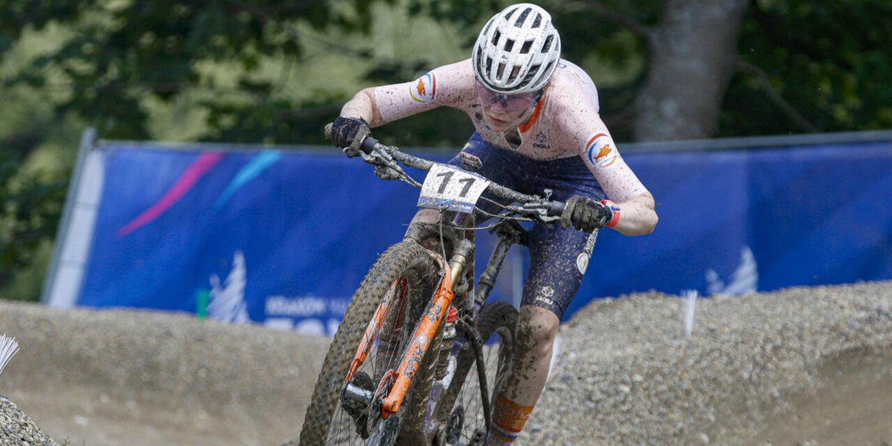 Puck Pieterse valt naast medailles op WK shorttrack mountainbiken