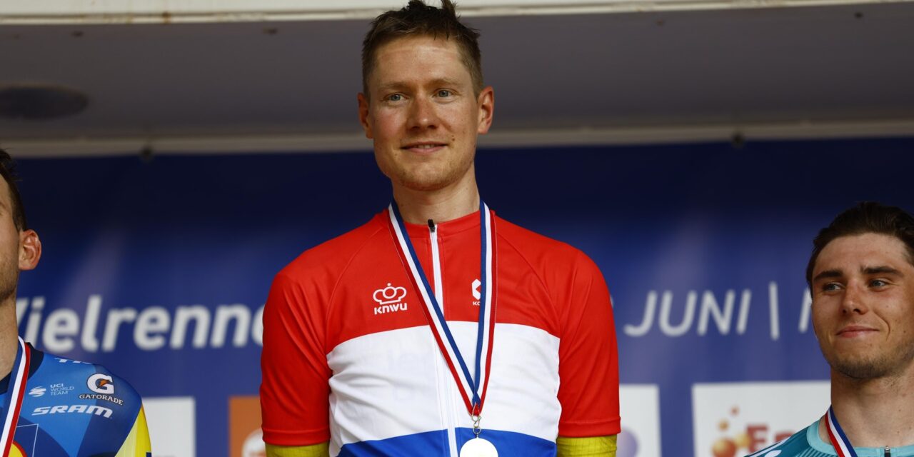 Wilco Kelderman meldt zich af voor WK, maar trekt lessen uit NK-triomf